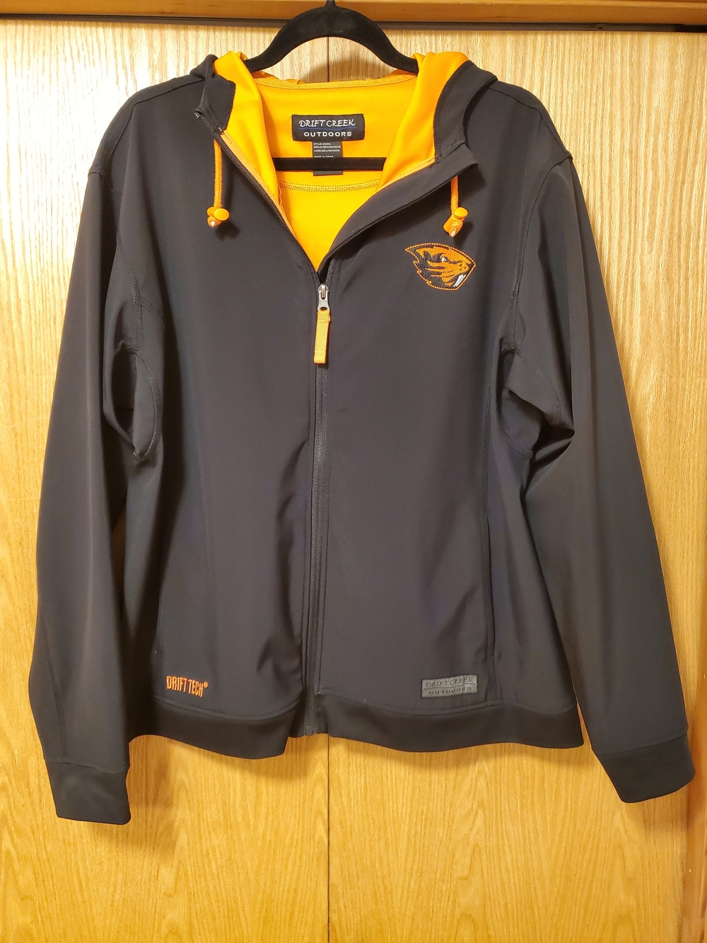Women's Oregon State Beavers Black & Orange Hooded Jacket